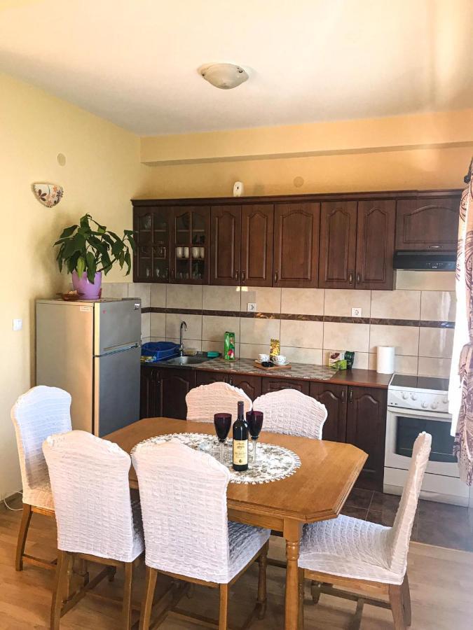 Jovana -- Porodicni Apartmani Igalo Herceg Novi Exterior photo