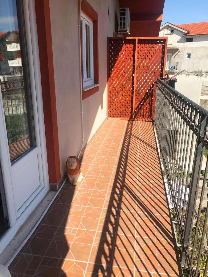 Jovana -- Porodicni Apartmani Igalo Herceg Novi Exterior photo