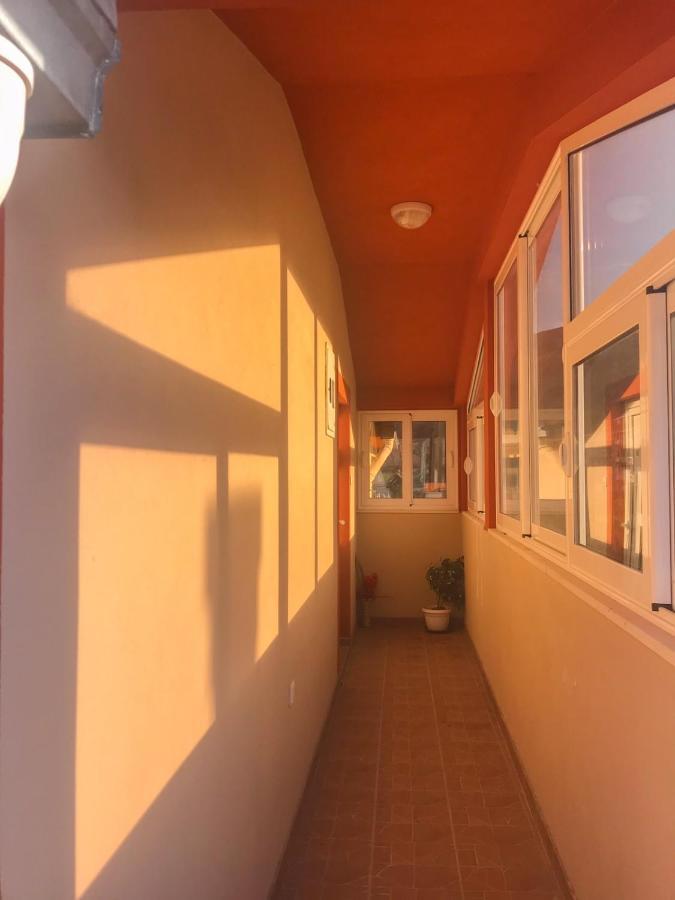 Jovana -- Porodicni Apartmani Igalo Herceg Novi Exterior photo